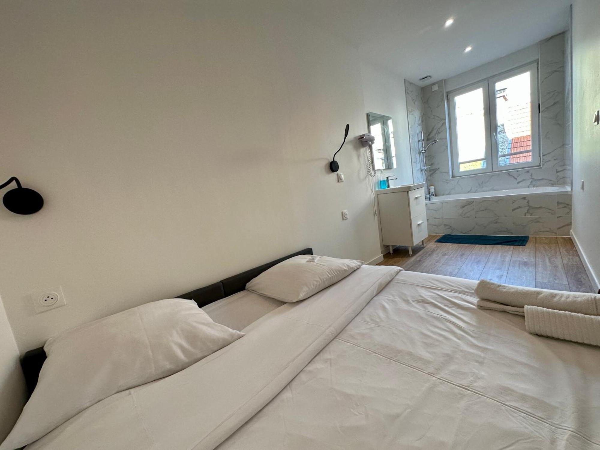 Petra - Appartement Climatise En Hypercentre Reims Eksteriør bilde